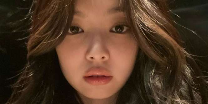 Baju Nyaris Melorot, Jennie Blackpink Bikin Salfok di Video Klip Terbaru