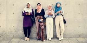 3 Inspirasi Gaya Hijaber Agar Lebih Kece Saat Kuliah