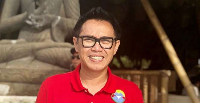 Eko Patrio Gandeng Wanita Muda, Sang Istri Heboh