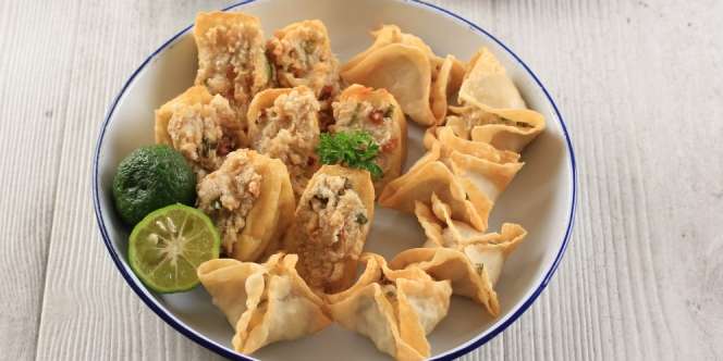 Batagor Kuah Kaldu Ayam, Camilan Pas di Musim Hujan