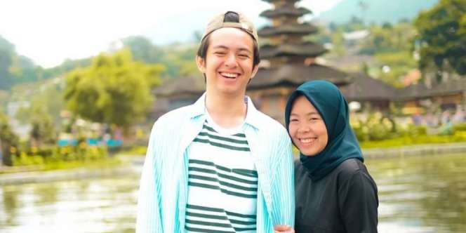 10 Potret Angga Yunanda dan Kakak, Sibling Goals Banget