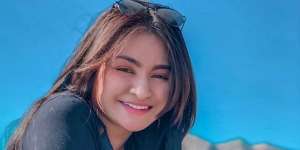 8 Fakta Menarik Nathalie Holscher yang Jadi Mualaf