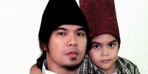 Potret Masa SD Ahmad Dhani Jadi Sorotan
