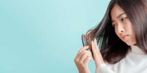 5 Kebiasaan yang Bisa Diubah untuk Mengatasi Rambut Rontok