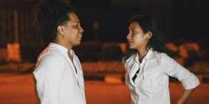 Sempat Tak Direstui, 5 Momen Mesra Arie & Indah Permatasari