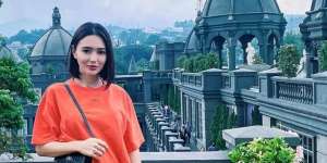 Penampakan Wika Salim Jadi Meme di Truk, Penasaran?