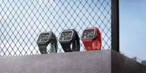 Jam Tangan Retro Digital yang Unik dan Pintar