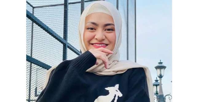 Jadi Mualaf, Nathalie Holscher Hapus Foto Seksi di Instagram