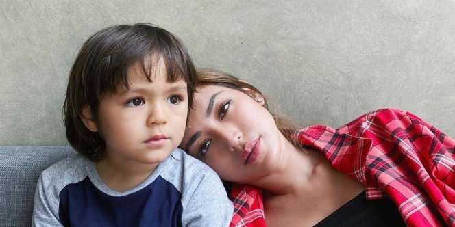 Tinggal di Bali, Jessica Iskandar Pensiun Jadi Artis