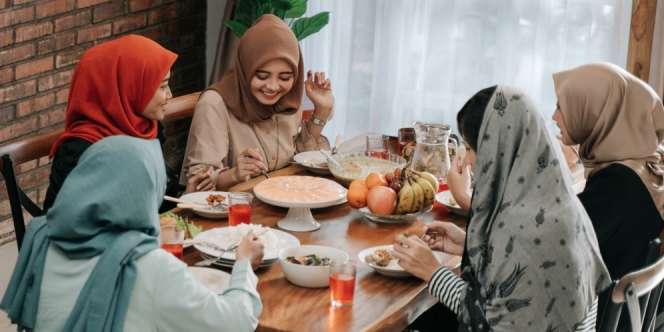 Videografis: 8 Tips Lancar Jalani Puasa di Masa Pandemi Covid-19