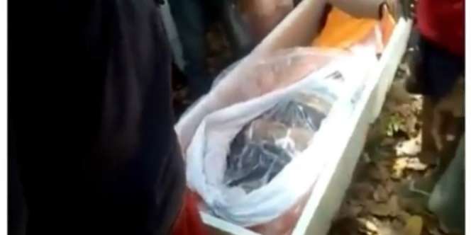 Pemakaman Jenazah Covid-19 Ricuh, Jenazah Pakai Baju dan Popok 