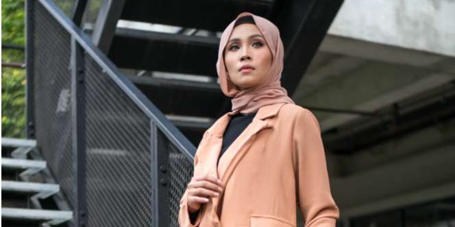 Tidak Hanya Dress, Ini 3 Inspirasi Gaya ke Pesta Pernikahan