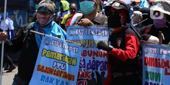 Omnibus Law Terbit, Dua Menteri Jokowi Langsung `Beraksi`