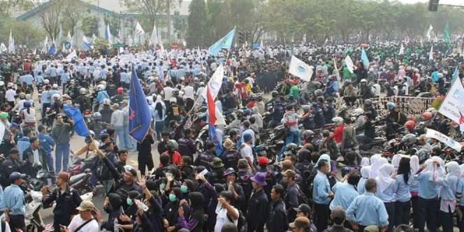 7 Poin UU Cipta Kerja yang Dikhawatirkan Para Buruh 