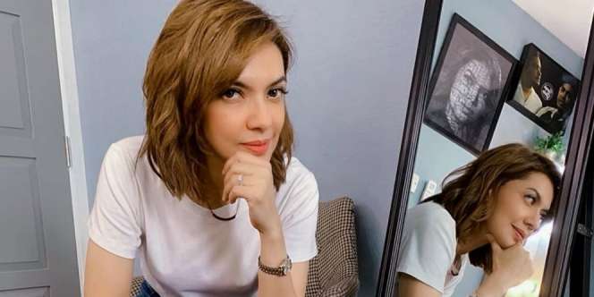 Geger Tulisan Minta Tolong di Kertas Najwa Shihab Saat Talkshow UU Cipta Kerja