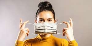 5 Kesalahan Memakai Masker yang Berisiko Tertular Virus