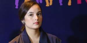Idaman! 5 Potret Cantiknya Chelsea Islan dengan Makeup Natural