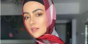 Mantap Berhijrah, Sana Khan Tinggalkan Gemerlap Bollywood