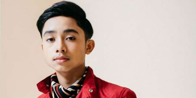 Beda Banget! Transformasi Betrand Peto Sebelum Terkenal Sampai Jadi Artis