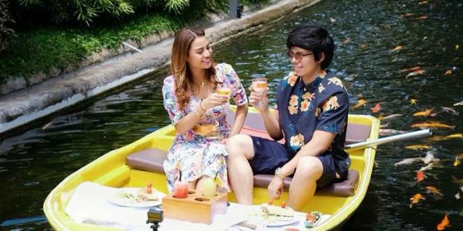 Kencan Bareng Atta Halilintar, Outfit Ketat Aurel Hermansyah Disorot