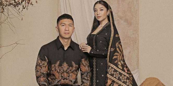 Hari Ini Akad Nikah, Intip 10 Potret Busana Super Mewah Nikita Willy dan Indra