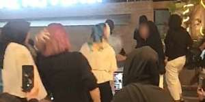 Viral Video Emak-Emak di Sulsel Pesta di Hotel Saat Pandemi