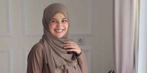 Foto Shireen Sungkar Jadi Model Kalender Bikin Heboh 