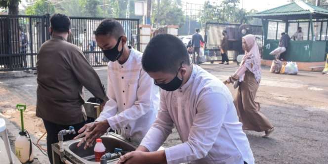 Tips Hindari Covid-19 di Pondok Pesantren