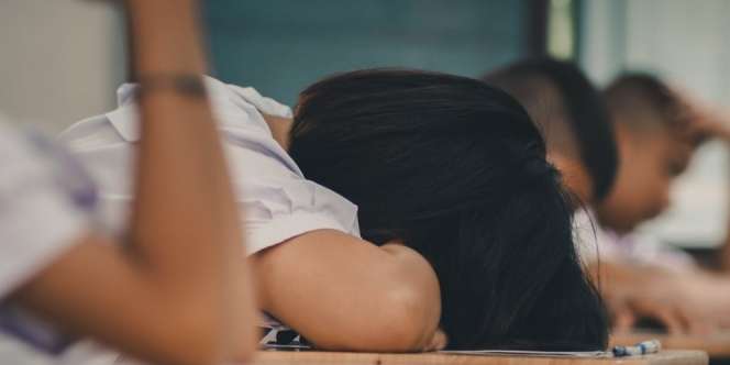 Ngakak! Siswi Pura-Pura Kesurupan Karena Tak Siap Ujian, Endingnya Cuma Apes