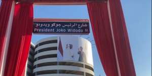 Presiden Joko Widodo Mengabadi di Abu Dhabi