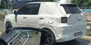 Mini SUV Berkelir Putih Kepergok `Jalan-Jalan`, Inikah Sosok Daihatsu Rocky?