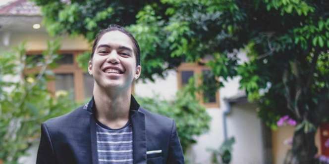 El Rumi Bangga Jadi Anak Ahmad Dhani, Tapi...