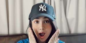Anya Geraldine Pajang Foto Rebahan, Netizen: Dilihat Dosa, Gak Dilihat Sayang