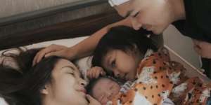 Curhat Chelsea Olivia Melahirkan di Saat Pandemi