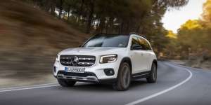 Mercedes-Benz Sabet Peringkat 8 Brand Terbaik Dunia