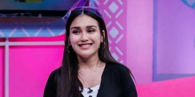 Ayu Ting Ting dan Iis Dahlia Beda Pendapat Soal Pedangdut Terbaik