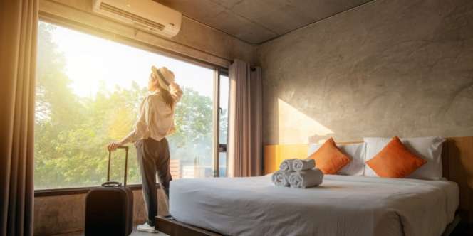 Videografis: Asyiknya Staycation, Model Liburan Tenang dan Aman Corona