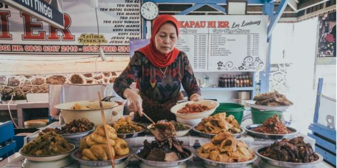 Nasi Kapau dan Nasi Padang, Serupa Tapi Tak Sama