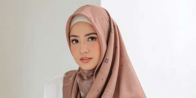 Bak Pengantin Minang, Cantiknya Natasha Rizky Berbalut Baju Adat