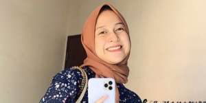 Hamil Besar, Tengok Gaya Nina Zatulini dengan Maternity Dress