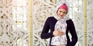 5 Inspirasi Gaya Berpakaian untuk Ibu Hamil