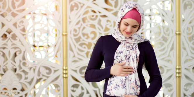 5 Inspirasi Gaya Berpakaian untuk Ibu Hamil