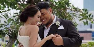 Potret Romantis Ivan Gunawan dan Bella Aprilia Saat Prewedding