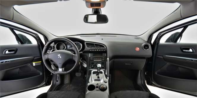 Jaga Kabin Mobil Tetap Steril dengan Fogging
