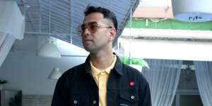 Raffi Ahmad Coba Teknologi Baru Brand Lokal, T-Shirt Anti-Bau