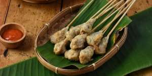 Bikin Sendiri Sempol Ayam untuk Camilan di Rumah