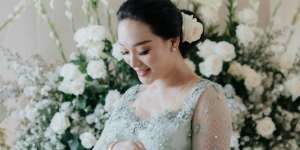 Selamat! Zaskia Gotik Melahirkan Anak Pertama