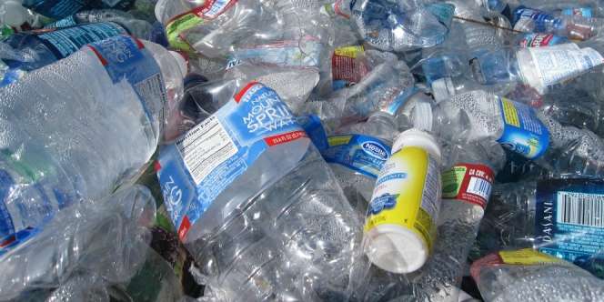 Videografis: Awas, Virus Covid-19 Bisa Bertahan Lama di Plastik