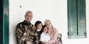 Mulan Jameela Beber Drama Keluarga, Ulah Ahmad Dhani Bikin Terpingkal