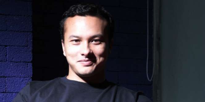 Unggah Foto Wanita Cantik, Nicholas Saputra Auto Bikin Patah Hati